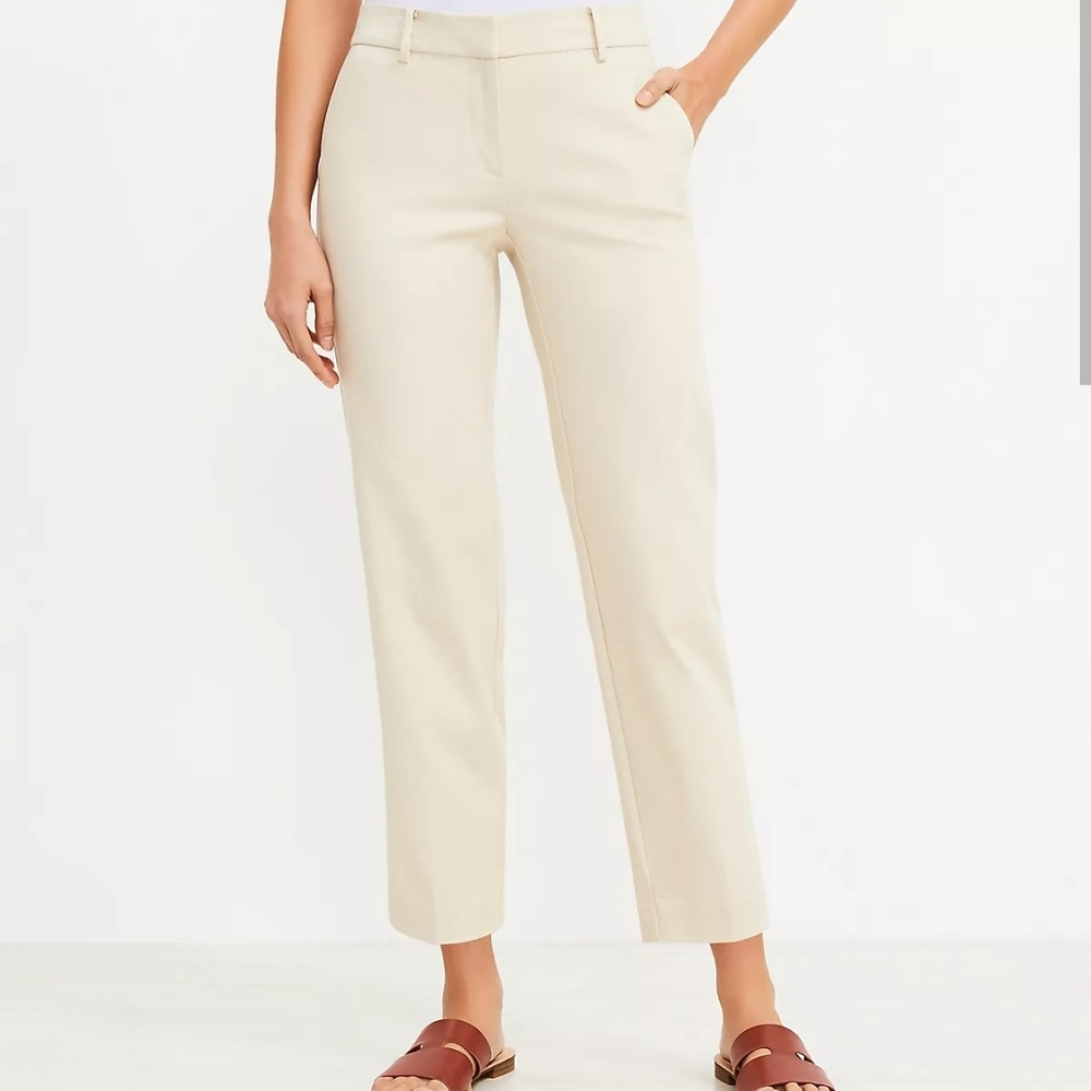LOFT Petite Beige Capris